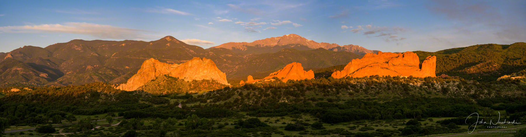 Pikes Peak Panorama - Garden of the Gods - Colorado Springs